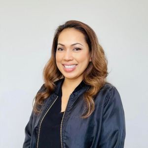 Than Bun, Dental Assistant